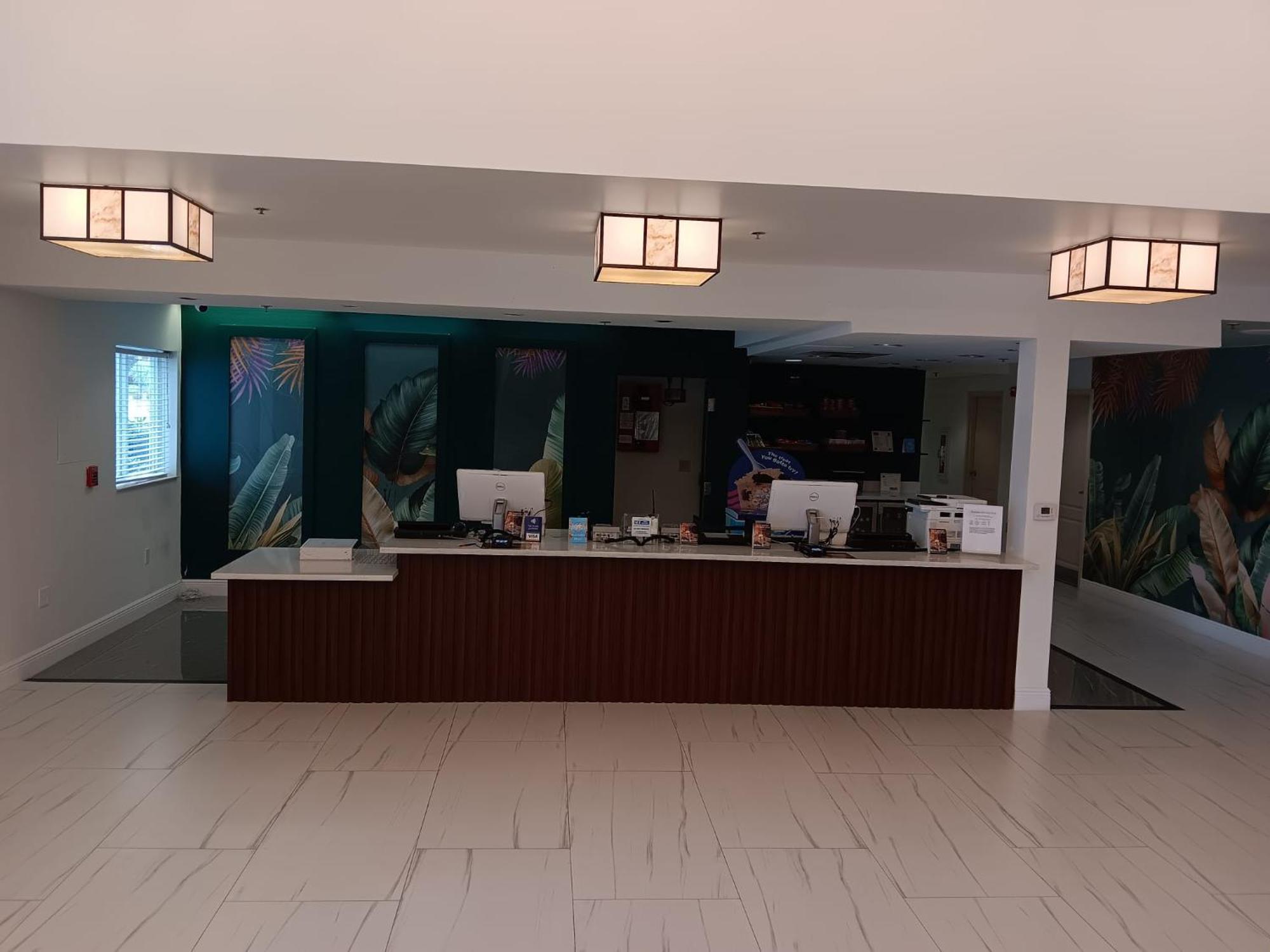 Montreal Suites Orlando Esterno foto