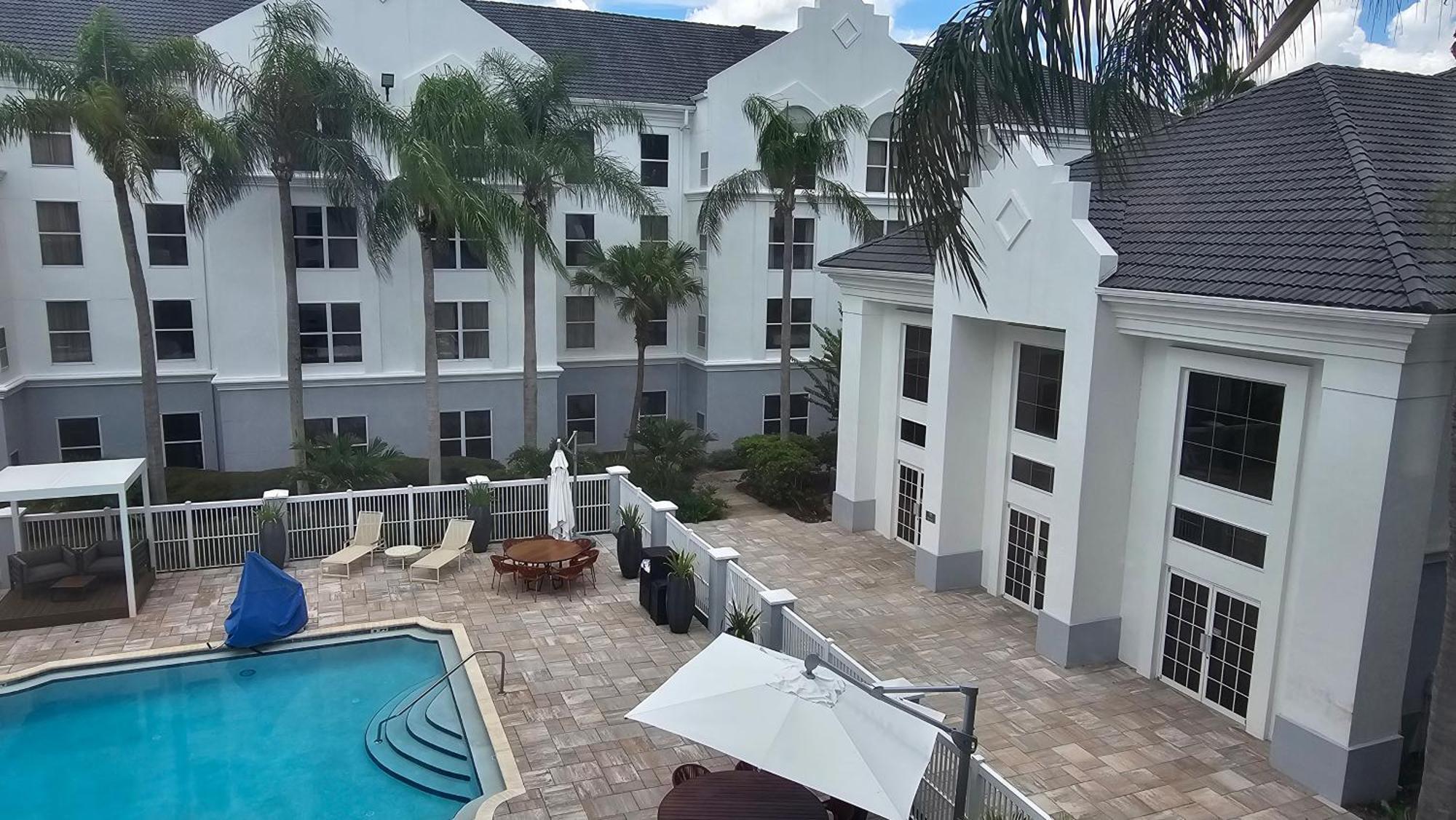 Montreal Suites Orlando Esterno foto